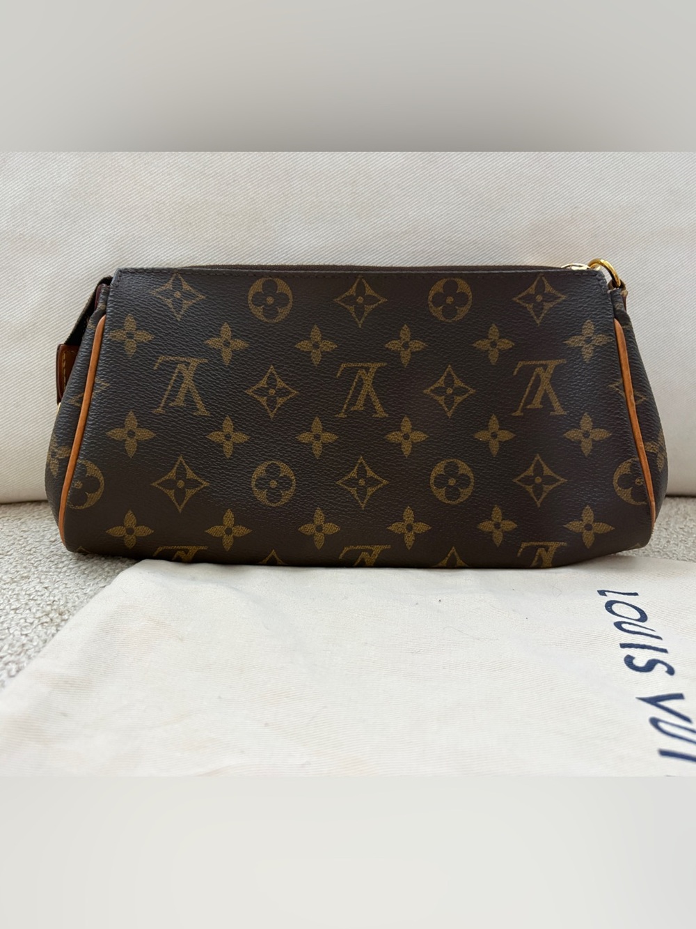 Louis Vuitton Eva Clutch Monogram Canvas Brown Gold Hardware Mini Shoulder Bag - Picture 5 of 16